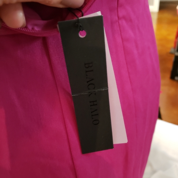 BLACK HALO Riya Off The Shoulder Sheath Dress NWT - Picture 5 of 6